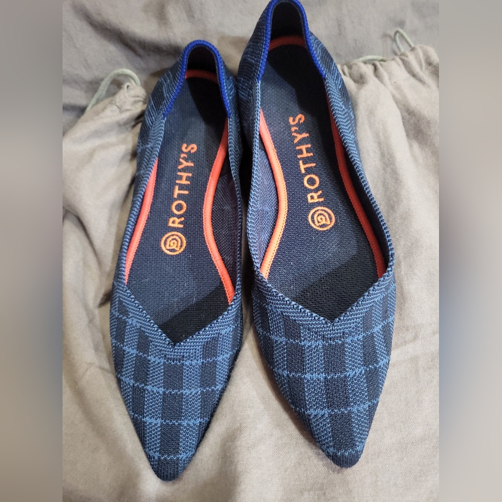 Rothy's Navy and Orange Pointed Flats